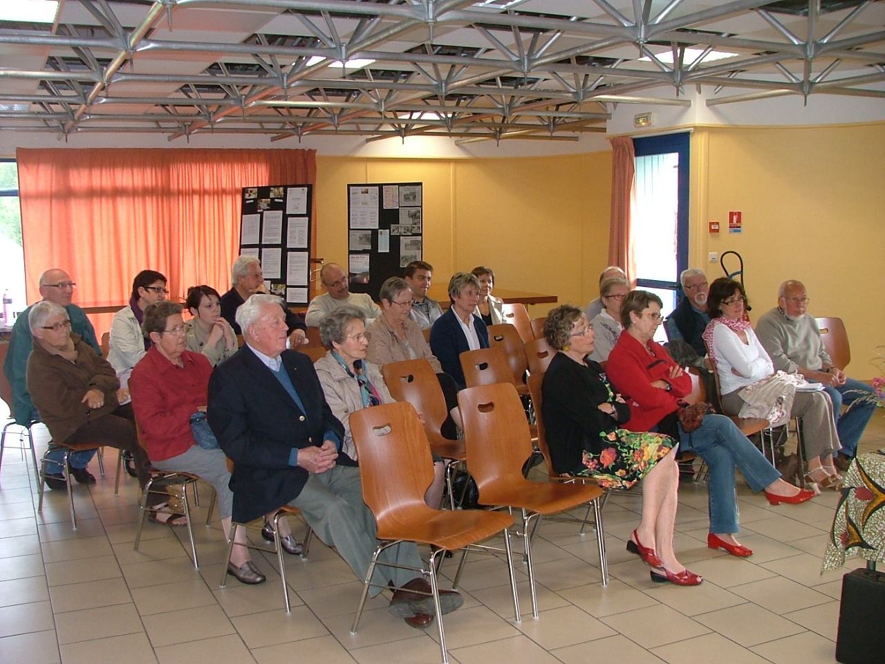 Assemblée générale à Maubert (2013)
