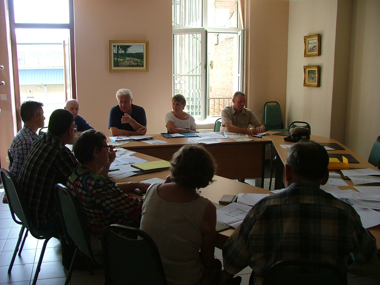 Réunion à la mairie de Maubert
